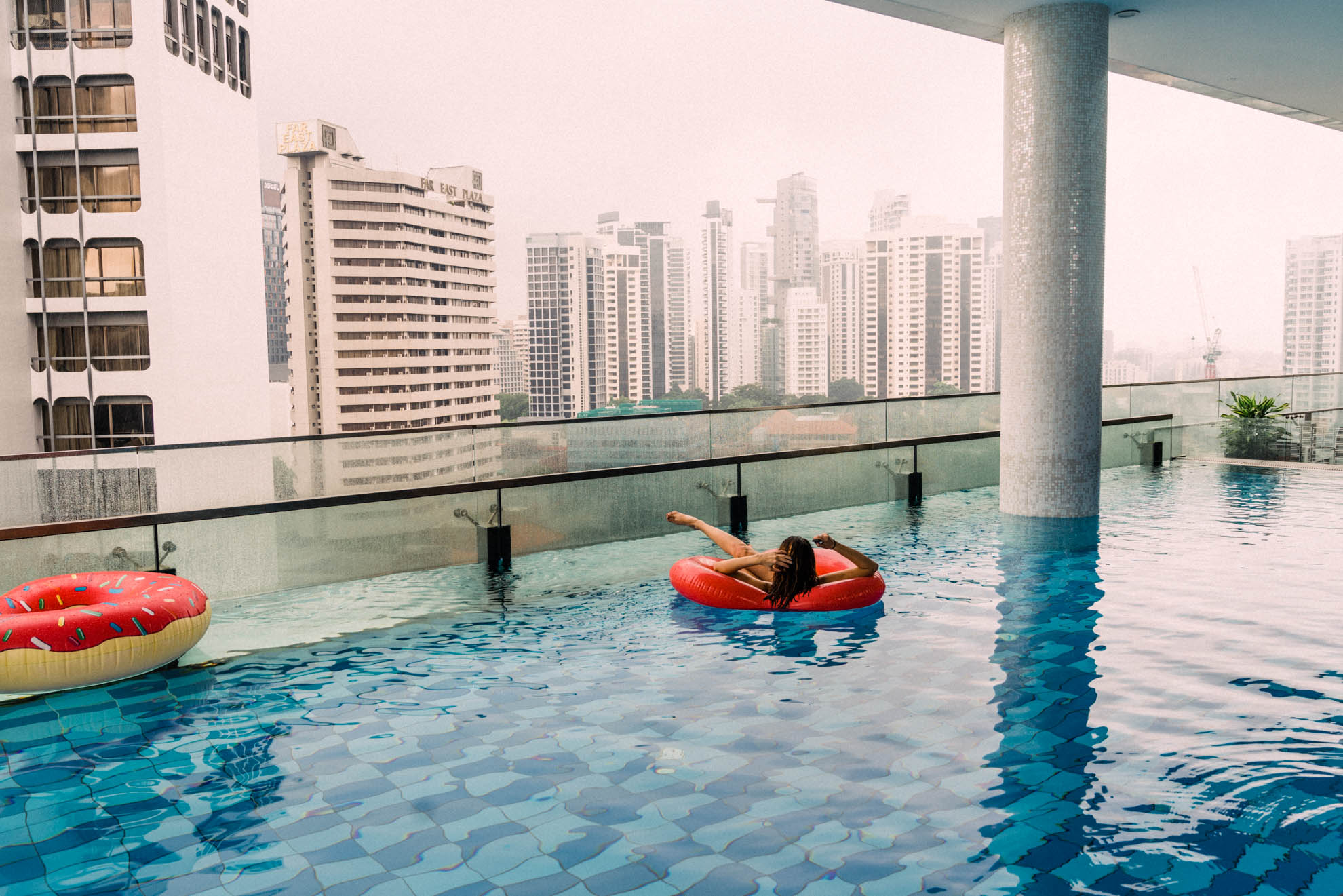 Infinity Pool The Quincy Hotel Singapore Travels And Treats