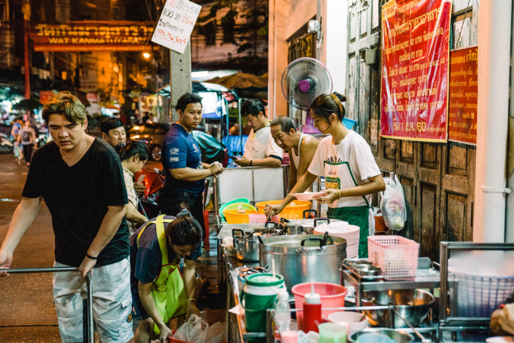 Street food tour in Yaowarat backalleys