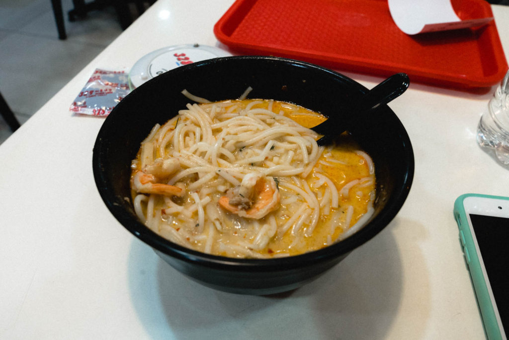 4 Days in Singapore Itinerary: Eat 328 Laksa