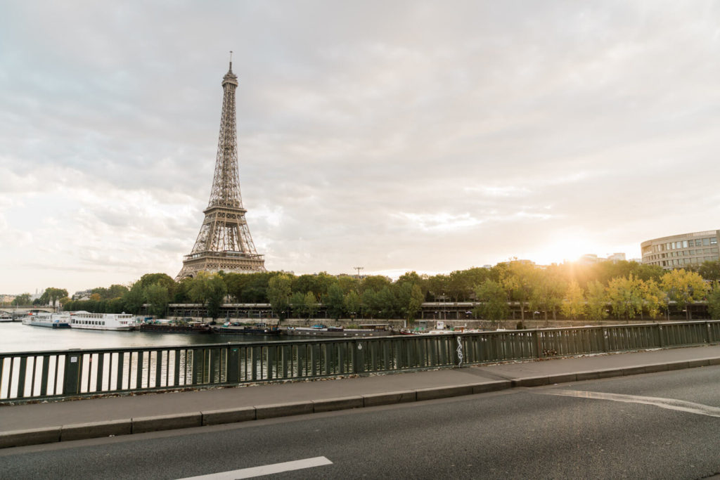 Sunrise view of the Eiffel Tower. A 4-day Paris itinerary